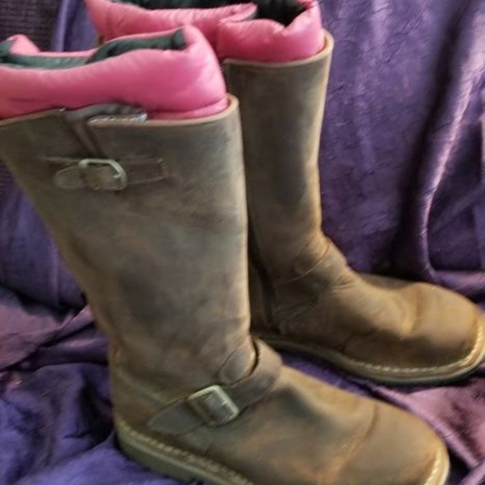 Merrell Women's Size 6.5 Snow or Winter Boots